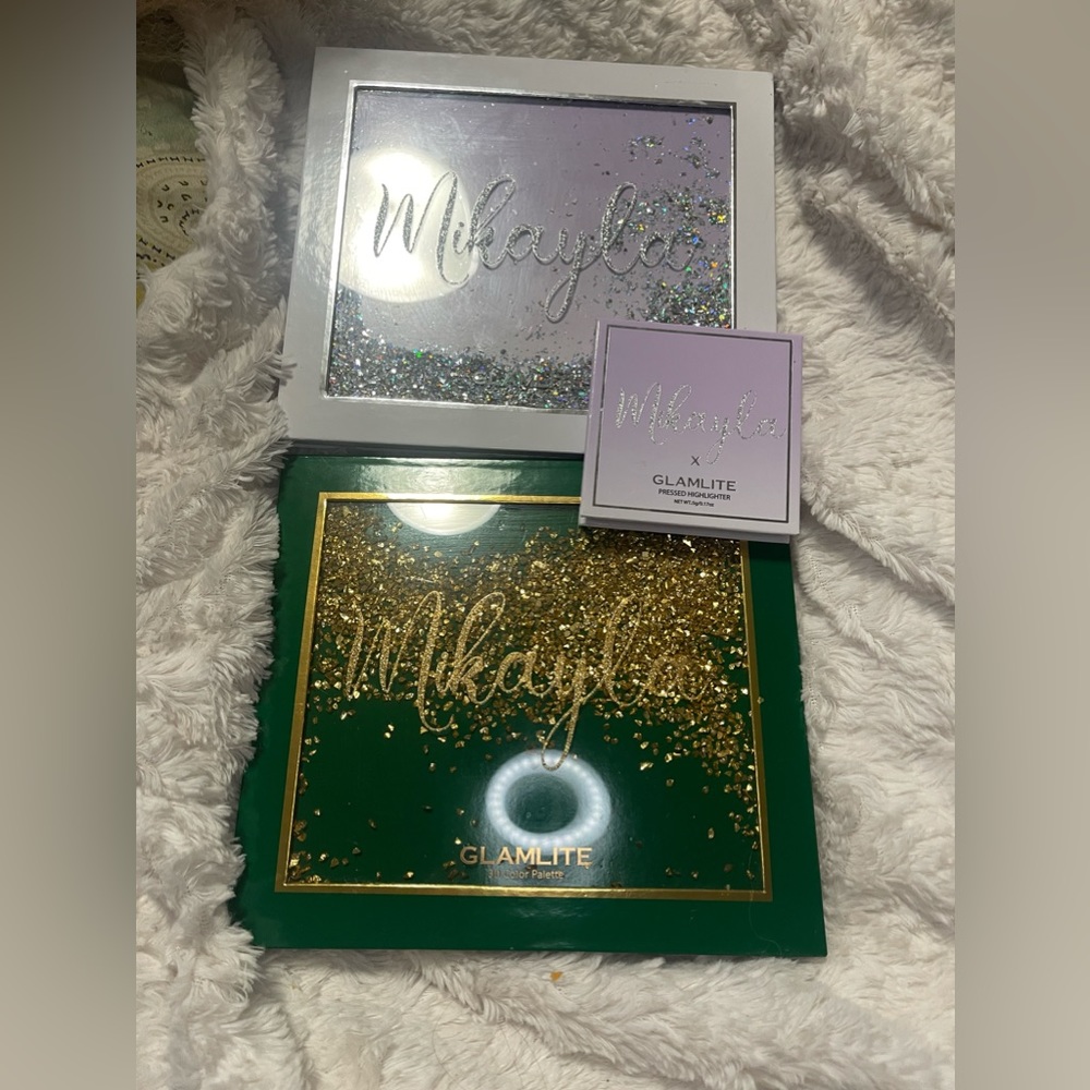 Mikayla Make Up Lot